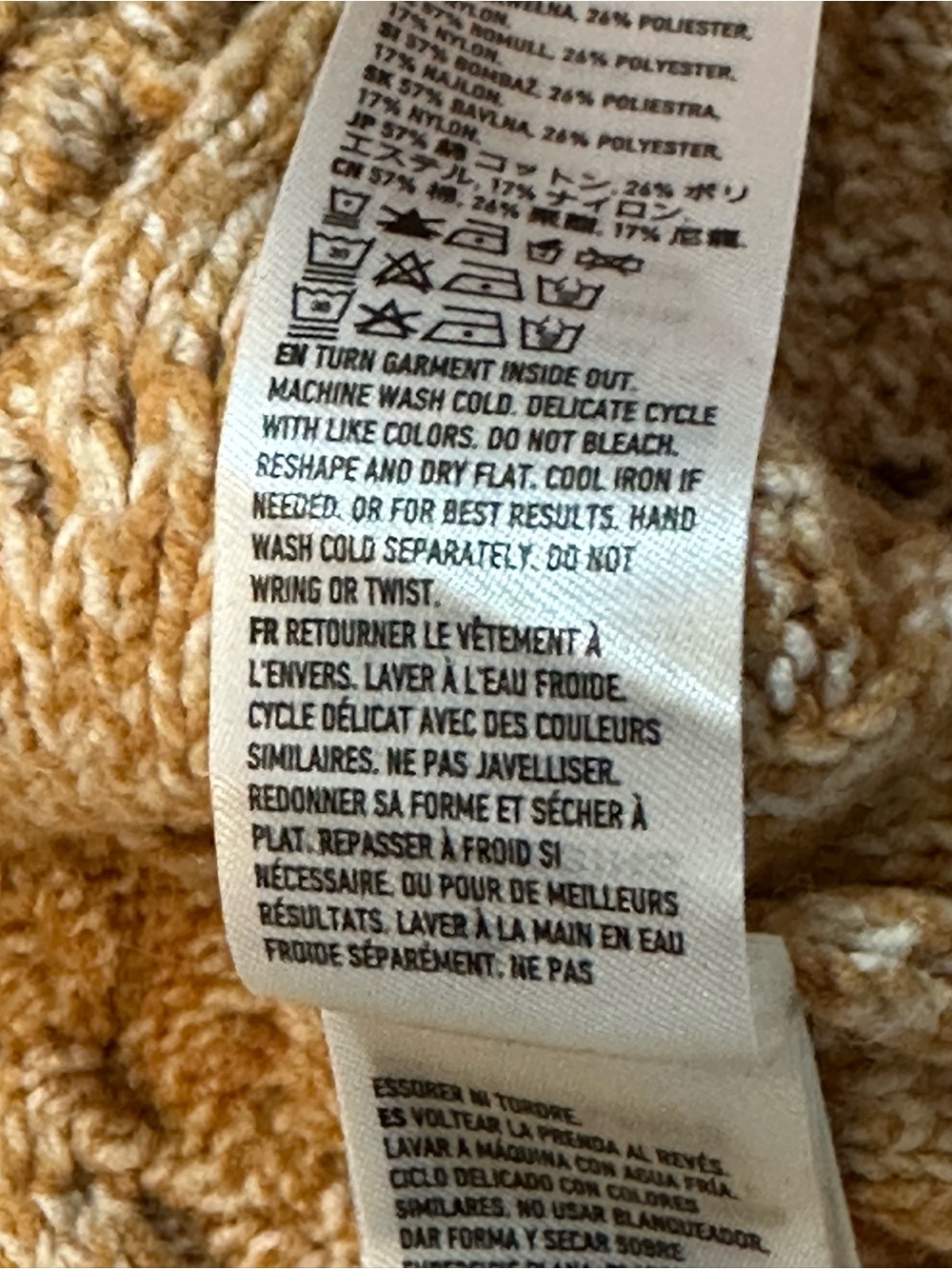 Royal Robbins Cable Knit Turtleneck Sweater Large - Picture 11 of 12